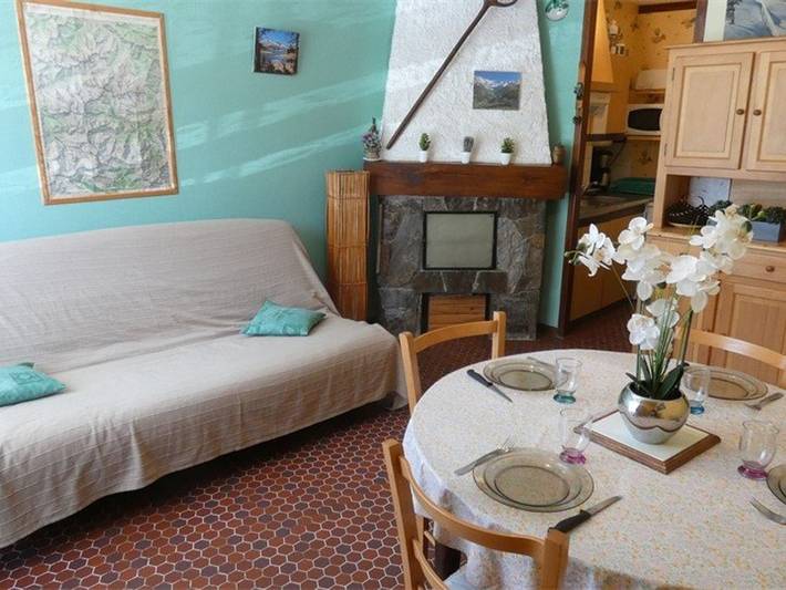 Studio entier, Studio cosy 4 pers, St Lary Soulan, pied des pistes, parking, Tv, kitchenette équipée in Saint-Lary-Soulan, Parc national des Pyrénées