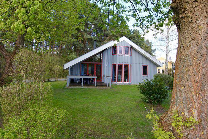 Ferienhaus für 6 Personen, mit Terrasse und Garten sowie Sauna in Mirow