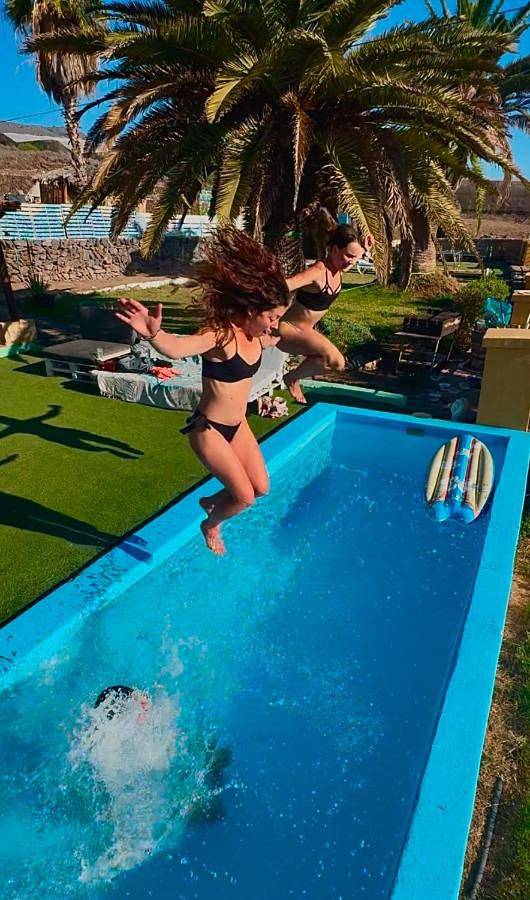 Hôtel pour 4 personnes, avec vue et piscine ainsi que jardin et terrasse, animaux acceptés