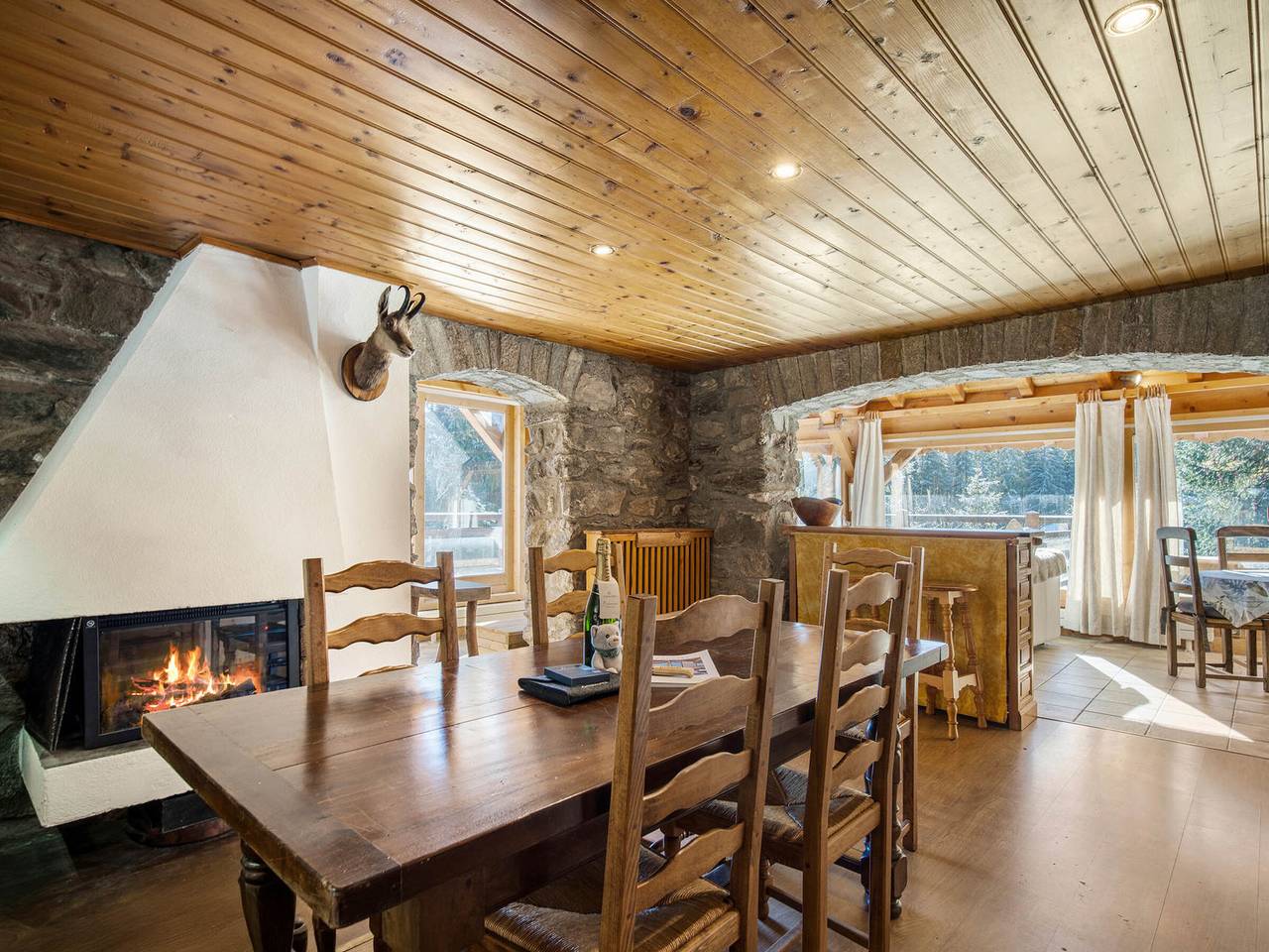 Authentisches Chalet in Courchevel 1850 mit Terrasse und Parkplatz in Courchevel 1850, Saint-Bon-Tarentaise