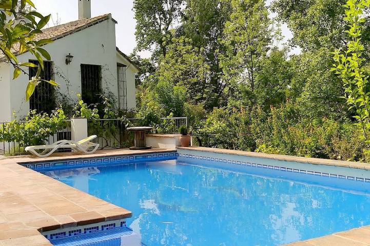 Gîte pour 6 personnes, avec Terrasse et Jardin à Torremolinos