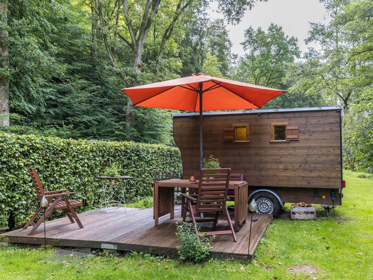 Bienenwagen der Naturheilpraxis Melchger - Bienenwagen, 8qm, 1 Wohn-/Schlafraum, max. 2 Personen in Wildberg, Nordschwarzwald