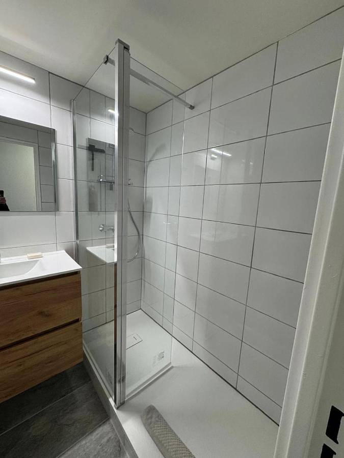 Gîte pour 4 personnes, avec terrasse dans Gare D Antibes - 4