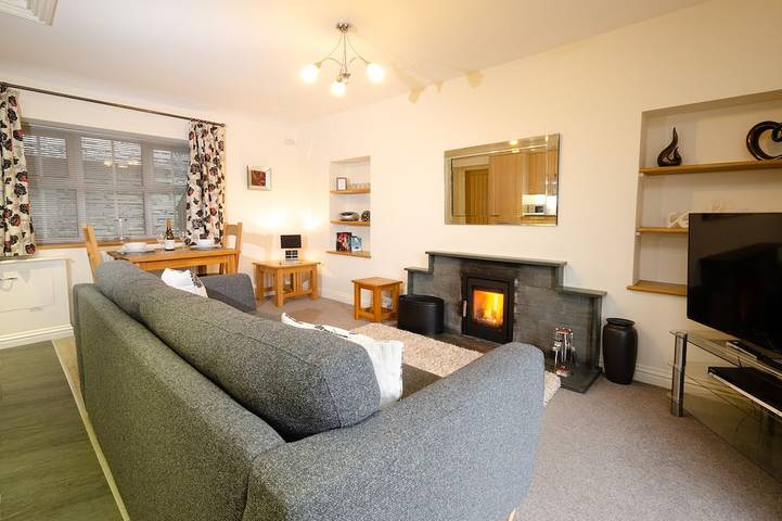 Rosegate Cottage, Elterwater in Elterwater, Lake District