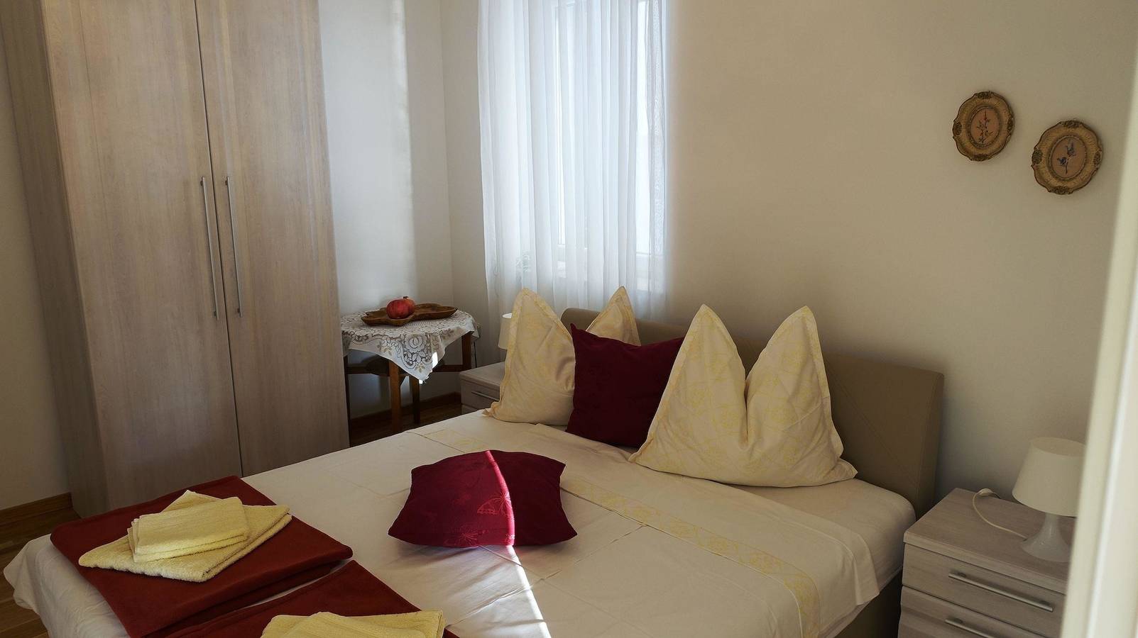 Geheel vakantieappartement, Villa Lena in Podgora, Makarska Riviera