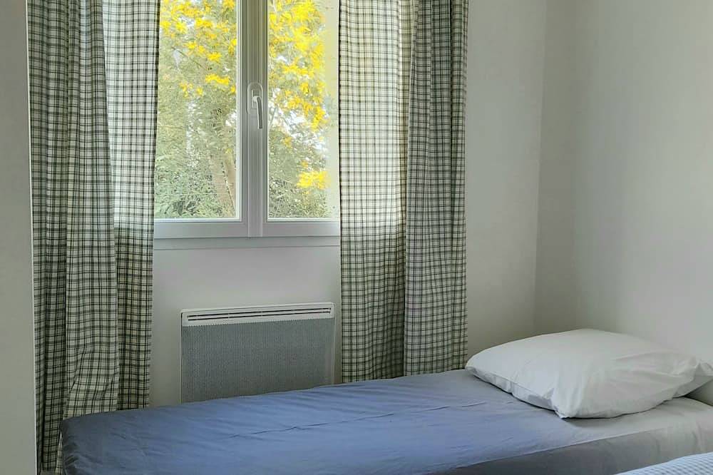 Family home, beach, lake and town center within 450m walking distance in Vieux-Boucau-les-Bains, Côte d’Argent