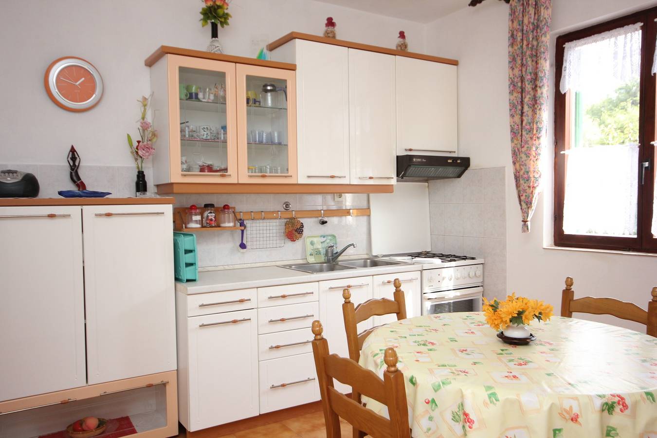 Appartamento vacanze a Općina Kali a partire da 67€ a notte