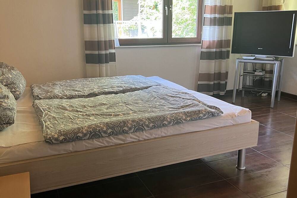 Ganze Wohnung, Ferienwohnung 1 im Ferienhaus Samy in Suedlicher Schwarzwald, Feldberg