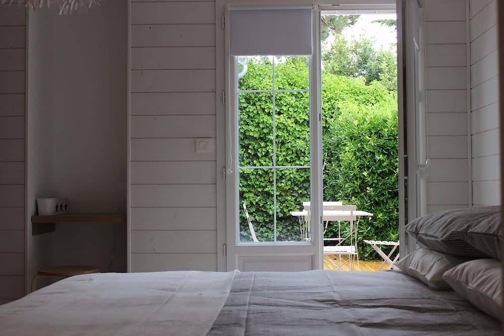 Brand new! Charming, bright, Nordic-designer house 300 m from the sea in Agon-Coutainville, Coutances
