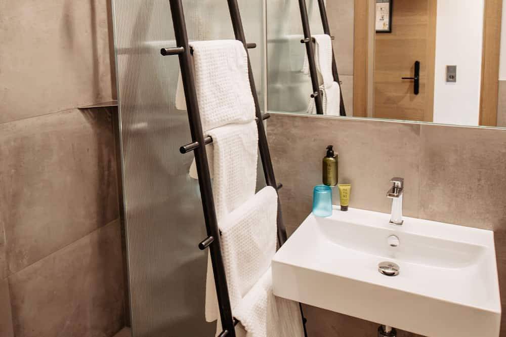 Ganze Wohnung, Studio S mit Garten oder Balkon in Mösern, Telfs