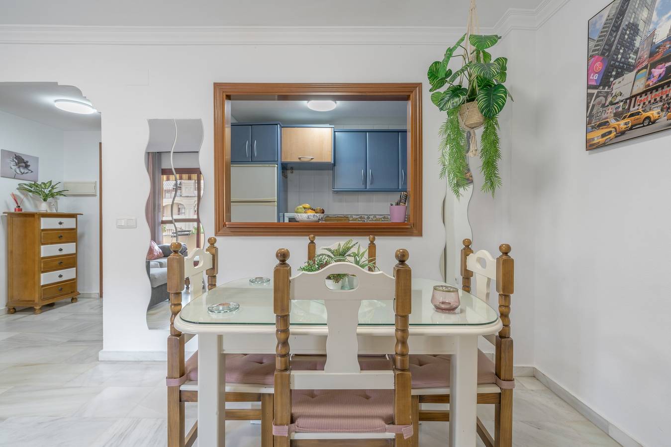 Entire apartment, Apartment 'Liya's Home' with Balcony, Wi-Fi and Air Conditioning in Arroyo de La Miel, Benalmádena