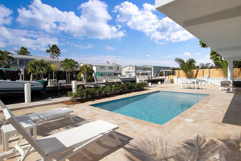 Reopen~Feb 28-Mar 7, 2026~300/Night~Ice Machine~Pool~ Close To Open Gulf Water~ in Marathon, Monroe County