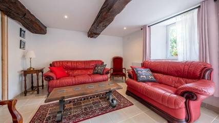 Gîte pour 5 personnes, avec jardin à Villiers-Fossard