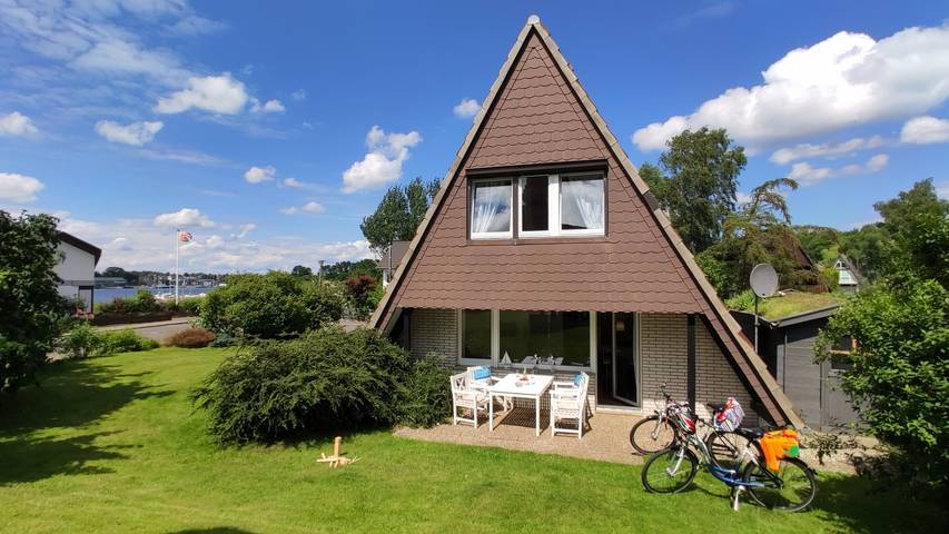 Ferienhaus für 5 Personen, mit Sauna und Garten sowie Terrasse, mit Haustier in Rückeberg