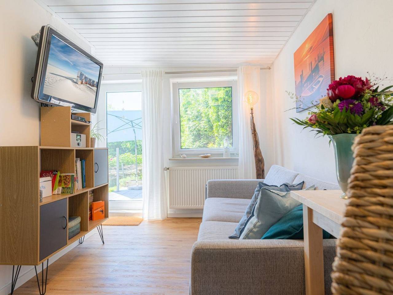 Ganze Ferienwohnung, Haus Eiderstedter Straße 6 - Wohnung Mien Kajüt (Id 455) in Oldenswort, Eiderstedt