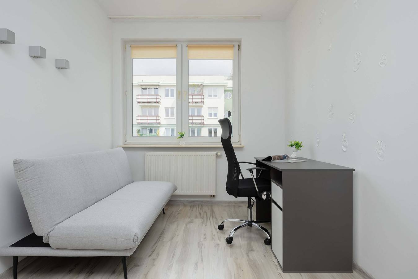 Entire apartment, Czerska 18 Warsaw Air-conditioned Apartment Parking in Mokotów, Warsaw