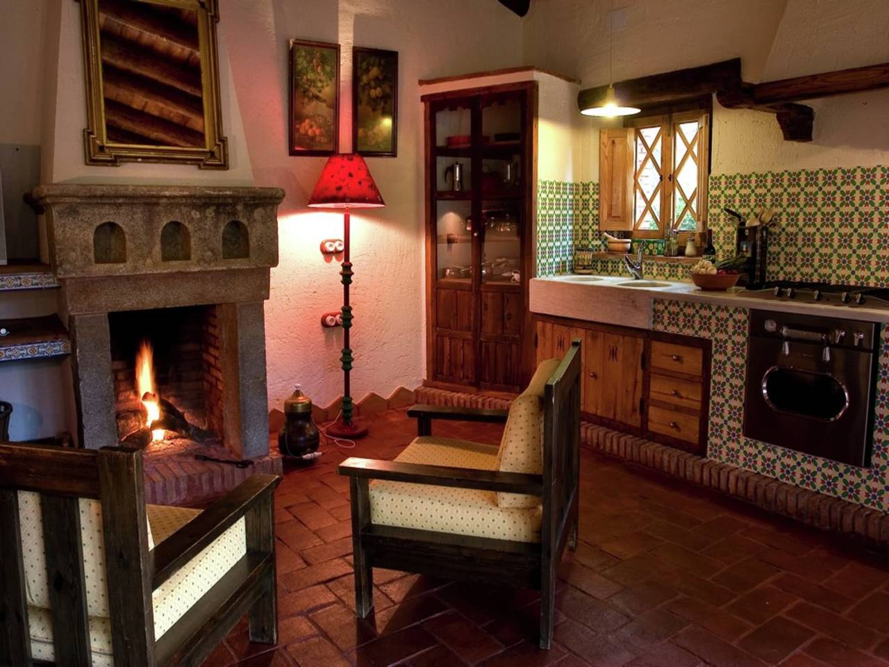 Casa de piedra en Alájar cerca de Gruta Maravillas in Alájar, Sierra de Aracena y Picos de Aroche