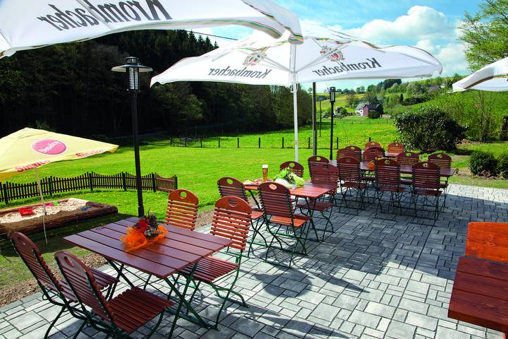 Pension für 6 Personen, mit Balkon und Balkon/Terrasse sowie Terrasse und Garten im Siegerland - 3