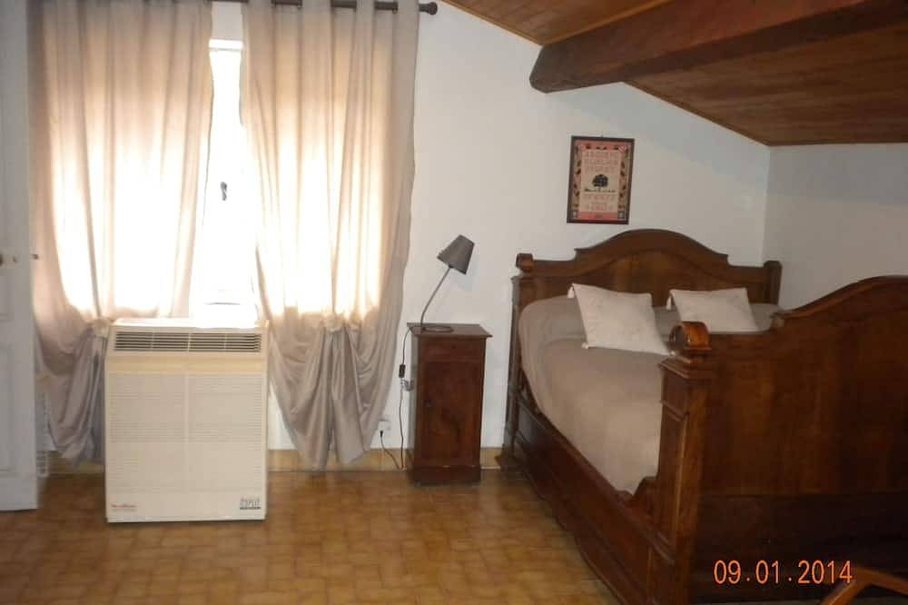 Vos vacances en Ardèche Méridionale. Bel appartement de 70 m2 à Ruoms pour in Ruoms, Ardèche