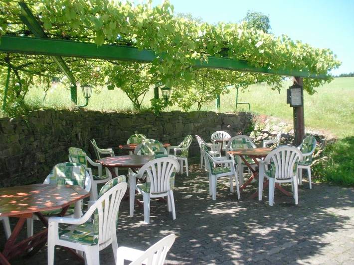Hotel, mit Terrasse und Garten sowie Ausblick