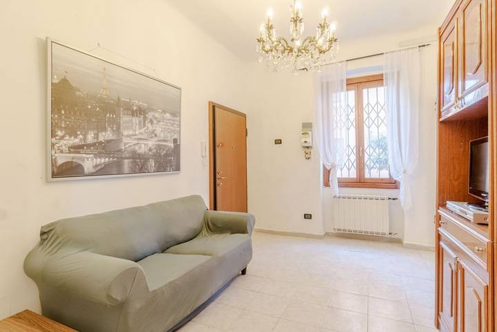 Appartement entier, Appartement de vacances pour 2 personnes avec balcon/terrasse in Gênes (Ville), Gênes