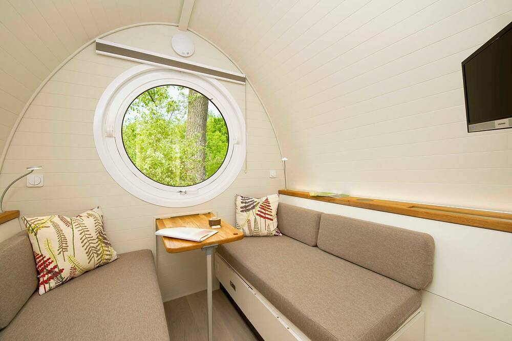 Dreibettzimmer - Glamping Resort Biosphäre Bliesgau in Rilchingen-Hanweiler, Kleinblittersdorf