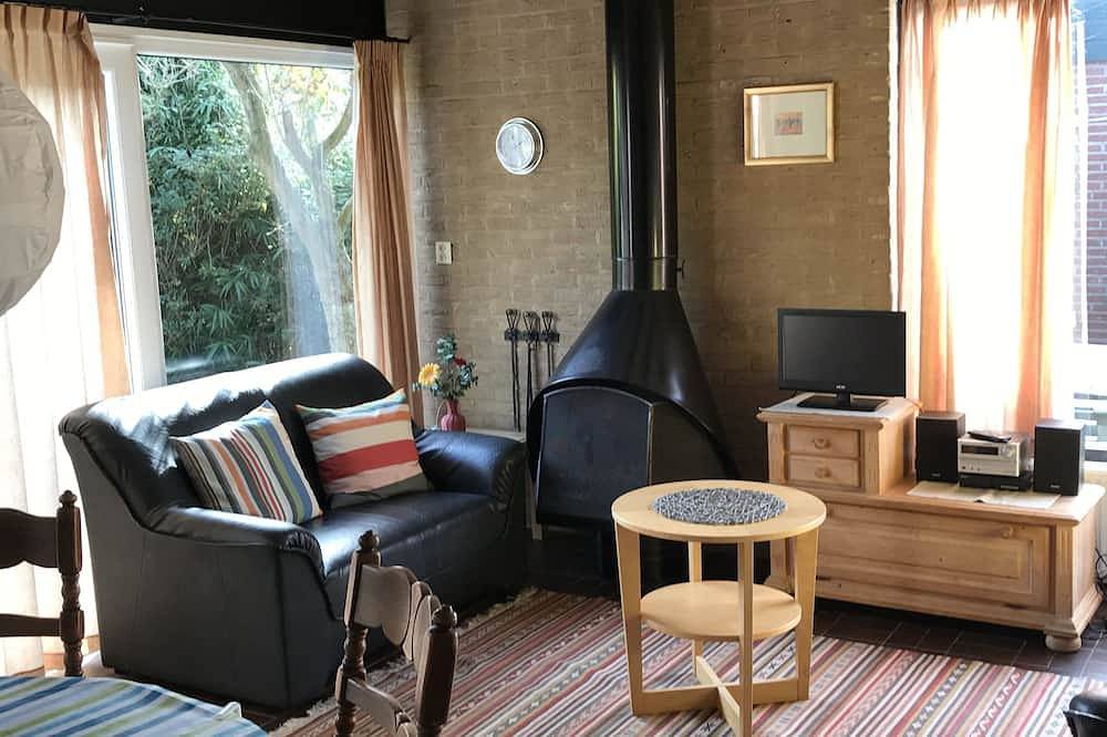 Freistehendes Ferienhaus mit Garten in grüner und sonniger Lage (bis 4 Pers.) in Noordwijkerhout, Niederländische Nordsee