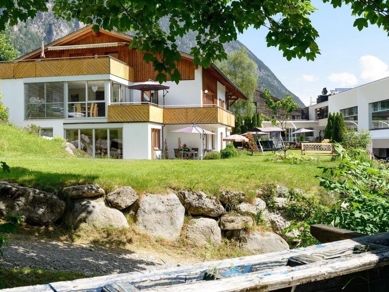 Ganze Ferienwohnung, Appartements Lenzikopf - Appartement 1/Fewo, Dusche, Wc, Terrasse in Rätikon Gebirgsgruppe, Brand