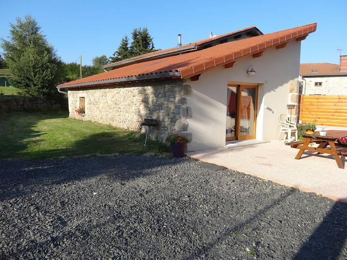 Gîte pour 4 personnes, avec jardin et terrasse dans Parc Naturel Régional Livradois-Forez - 4
