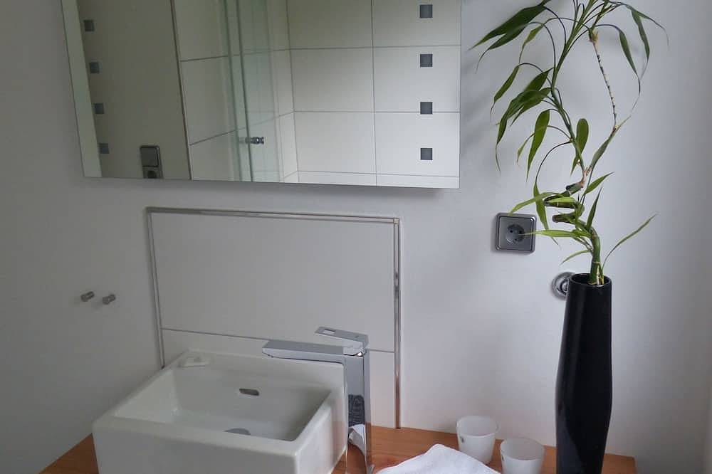 Ganze Wohnung, Helle, moderne Ferienwohnung mit Charme in Dahn in Dahn, Pfalz