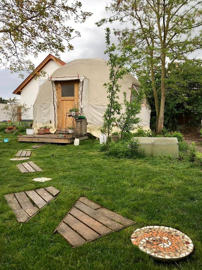 Zelt für 6 Personen, mit Garten in Rheinland-Pfalz
