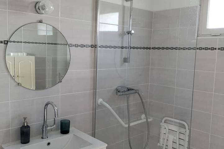 Location de vacances pour 8 personnes, avec jardin à Angiens - 4