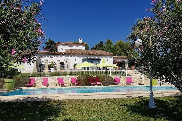 Villa pour 10 personnes, avec Terrasse et Jardin à Béziers