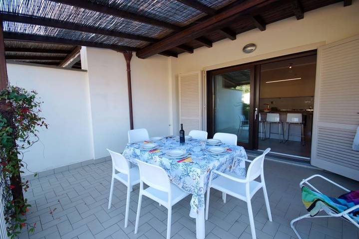 Ferienwohnung für 4 Personen, mit Balkon/Terrasse, mit Haustier in Procchio