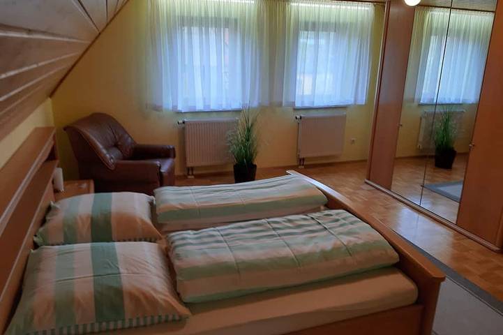Ferienwohnung für 4 Personen, mit Garten in Eggolsheim - 2
