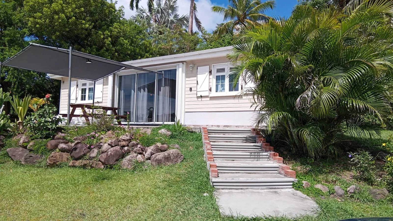 Gemütliches Haus mit privatem Garten in Les Anses-d'Arlet in Les Anses-d'Arlet, Martinique