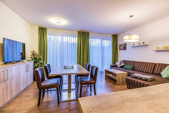 Ferienwohnung für 5 Personen, mit Sauna und Ausblick sowie Balkon am Störmthaler See - 3