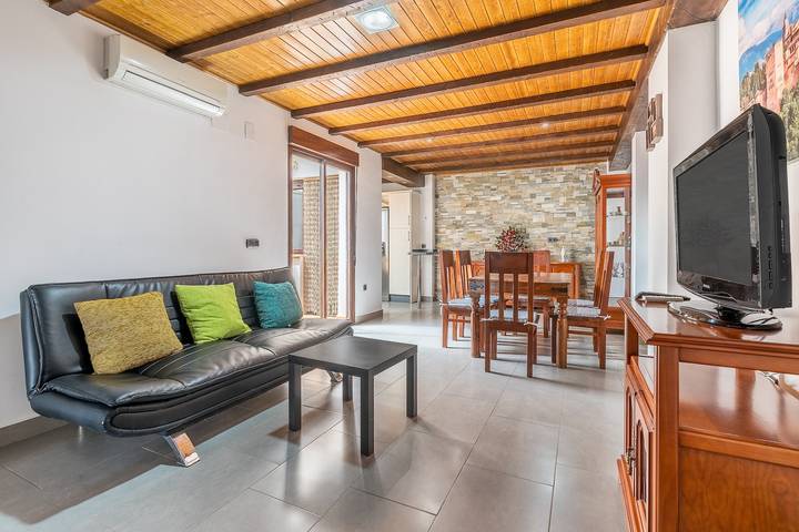 Ganze Wohnung, Ferienwohnung 'Planta Alta' mit privater Terrasse und Klimaanlage in Illora, Granada Provinz