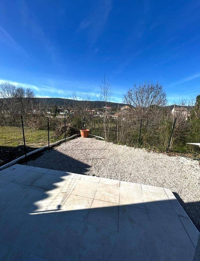 Location de vacances pour 3 personnes, avec jardin à Laroque (Hérault) - 3