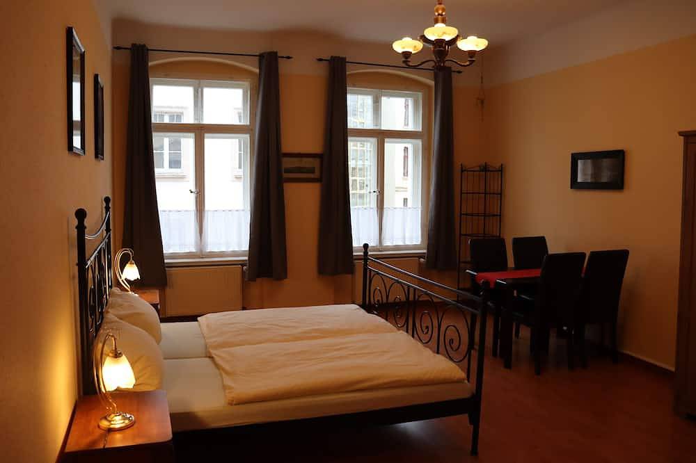 Ganze Wohnung, Haus Gründerzeit - großzügig mit antiken Details nahe der Altstadt in Görlitz, Oberlausitz-Niederschlesien