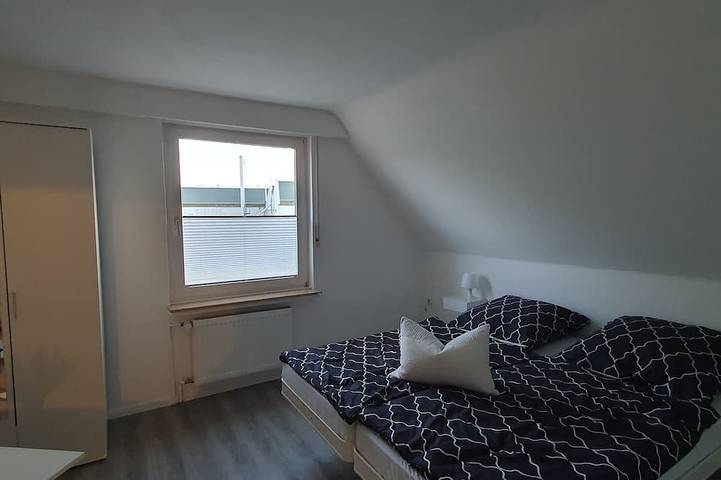 Ganze Wohnung, Große neu renovierte Ferienwohnung für max. 5 Pers. in der Nähe vom Zentrum. in Papenburg, Landkreis Emsland