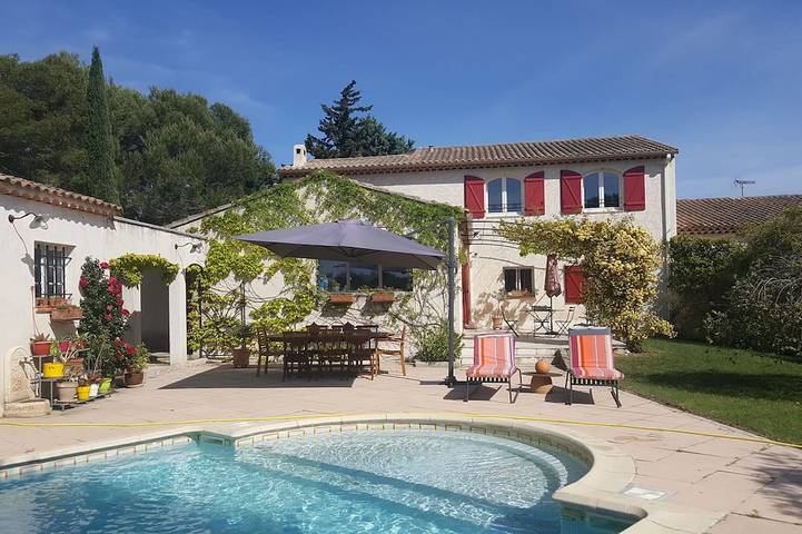 Villa pour 8 personnes, avec terrasse et jardin à Aix-en-Provence