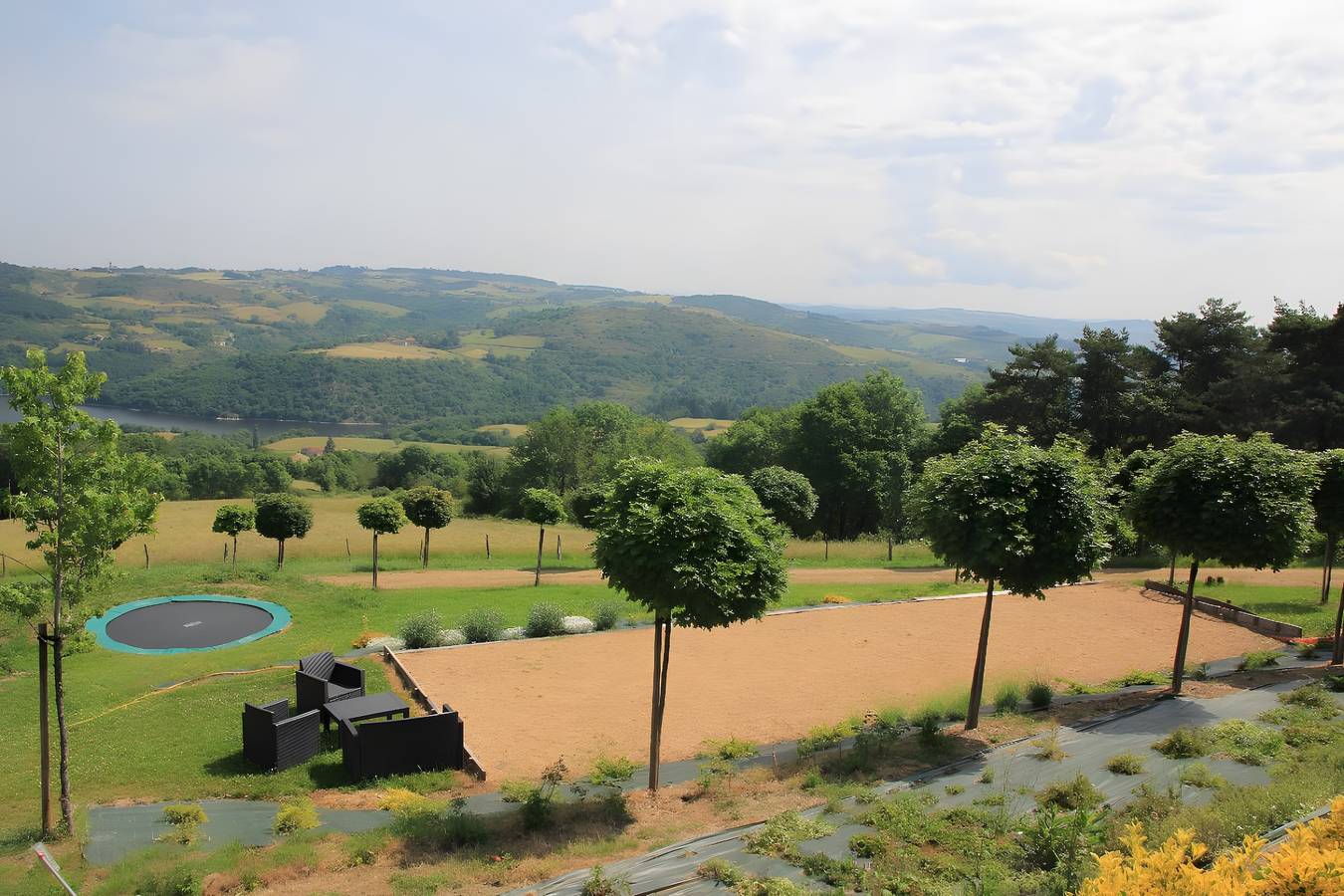 Gîte de la Madeleine – tranquilidad y vistas a las gargantas del Loira in Dancé, Región de Roanne