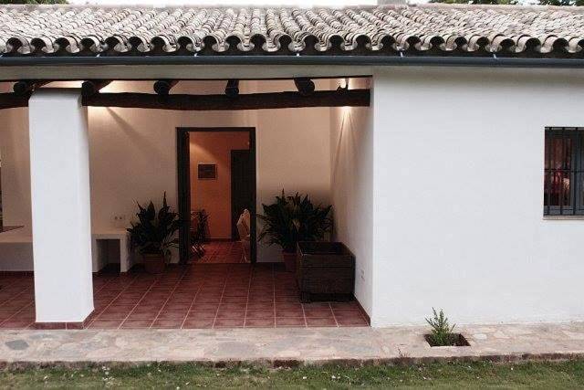 Casa rural para 9 personas, con jardín además de vistas y terraza, Se admiten mascotas en Sierra Norte de Sevilla - 2