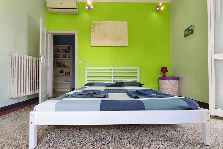 Ferienwohnung für 4 Personen, mit Balkon in Bologna