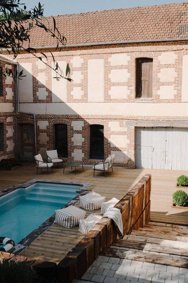 Casa de vacaciones para 10 personas, con jardín además de jacuzzi y piscina - 1