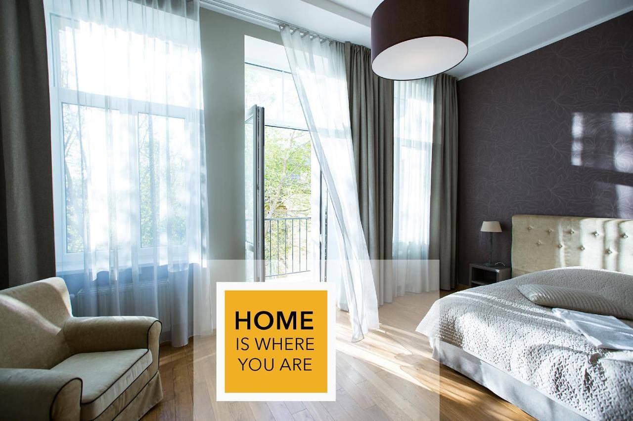 Riga Lux Apartments - Ernesta, Free parking in Riga, Lijfland