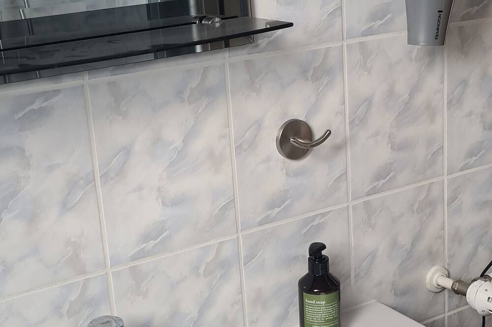 Ganze Wohnung, Ferienwohnung Sonnenschein, 2 Zimmer, Küche , Bad  in traumhafter Lage in Weinheim, Kurpfalz