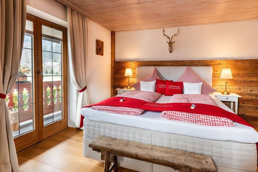 Entire apartment, Your stylish **** home on the Tegernsee! - Apartment Maximilian **** in Bad Wiessee, Bavarian Alps