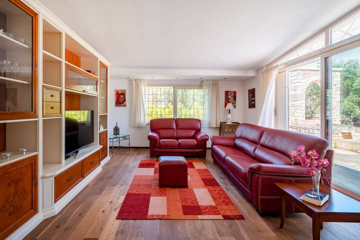 Villa für 9 Personen, mit Whirlpool und Garten, mit Haustier in Italien - 4